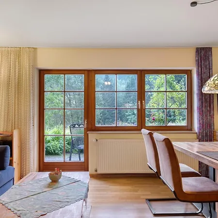 Waldhuesli Gartengeschoss * Feldberg (Baden-Wurttemberg)