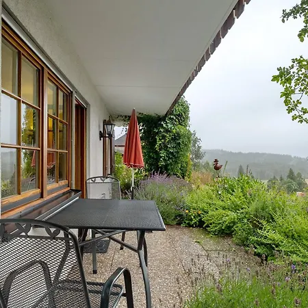 Apartmán Waldhuesli Gartengeschoss