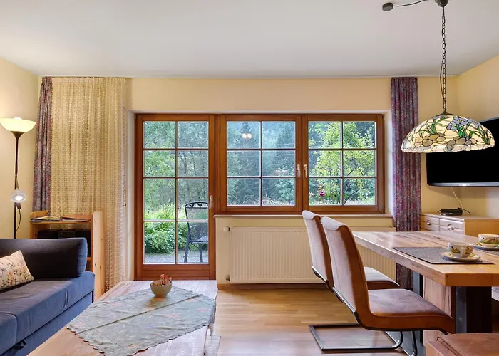 Waldhuesli Gartengeschoss * Feldberg (Baden-Wurttemberg)